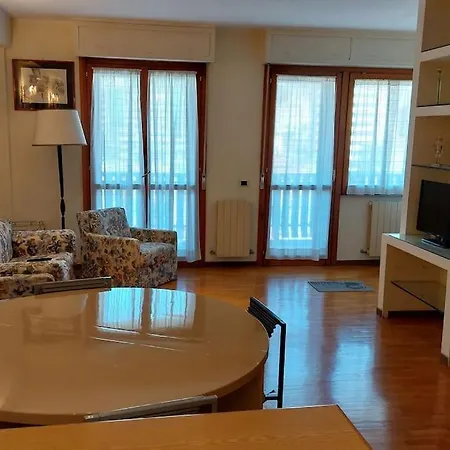 Bellavista Apartment *